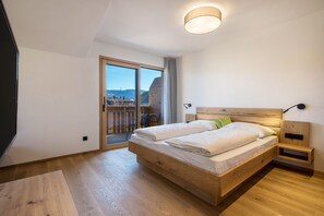 3 chambres, accès au Wi-Fi (inclus), literie fournie