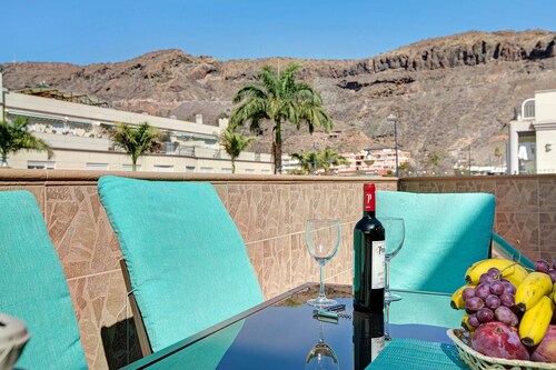 Apartment Pedro with Sea & Mountain View, Garden & Wi-Fi