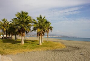 Beach - Villa 'Stunning  Near Velez-malaga' with Sea View, Wi-Fi and Air Conditioning (Arenas)