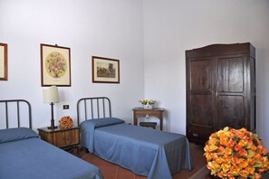 8 Schlafzimmer, WLAN