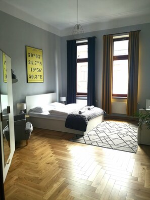 5 Schlafzimmer, Bügeleisen/Bügelbrett, Reisekinderbett, kostenloses WLAN