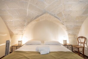 5 slaapkamers, een strijkplank/strijkijzer, gratis wifi, beddengoed