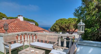 Apartment mit Terrasse und Meerblick, Pool, Wi-Fi und Garten