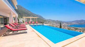 Family Villa | Terrace/patio