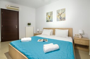 2 bedrooms, iron/ironing board, travel crib, free WiFi