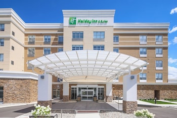 Holiday Inn & Suites Detroit - Troy by IHG