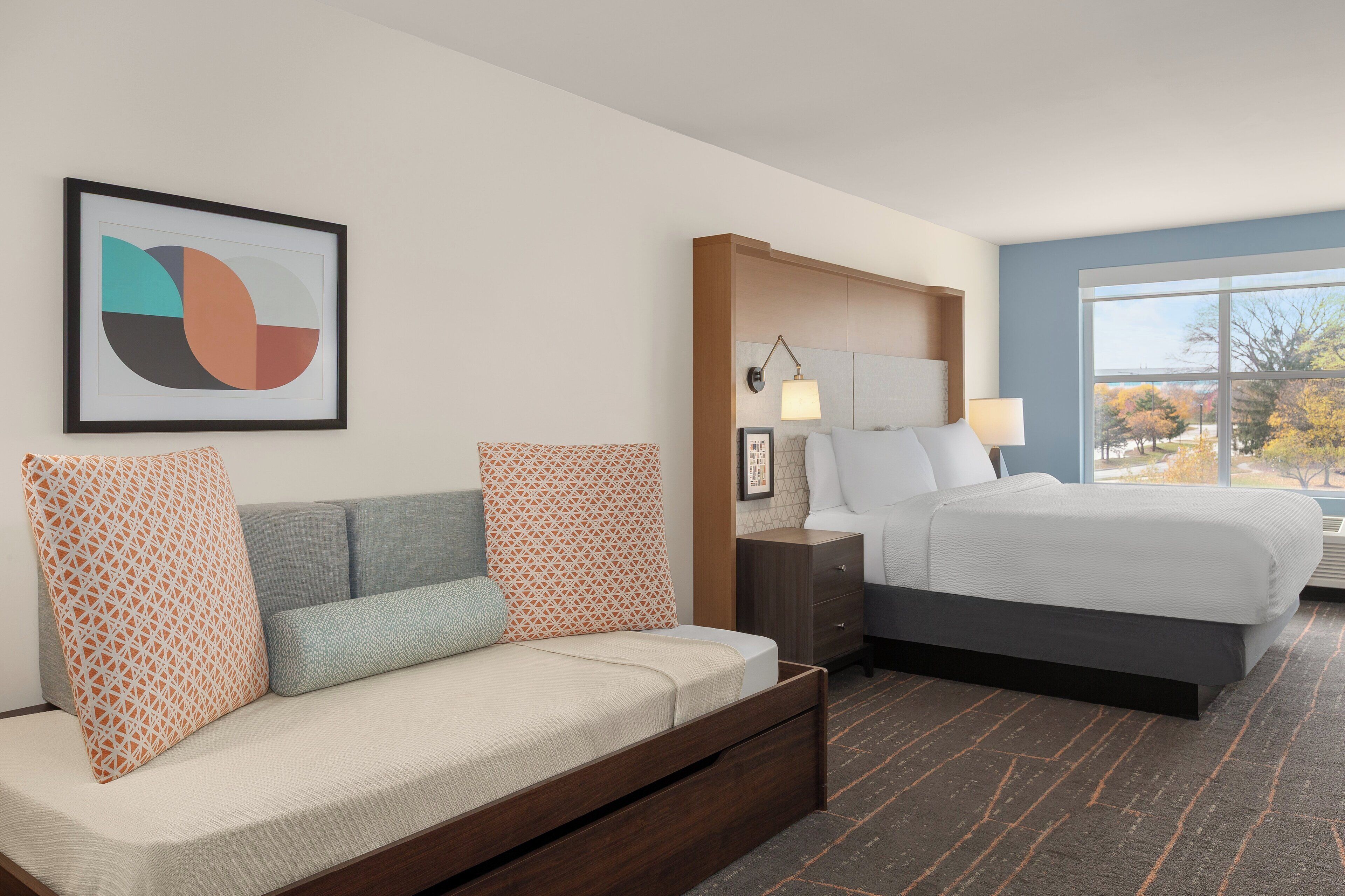 Premium Room | In-room safe, desk, laptop workspace, blackout drapes