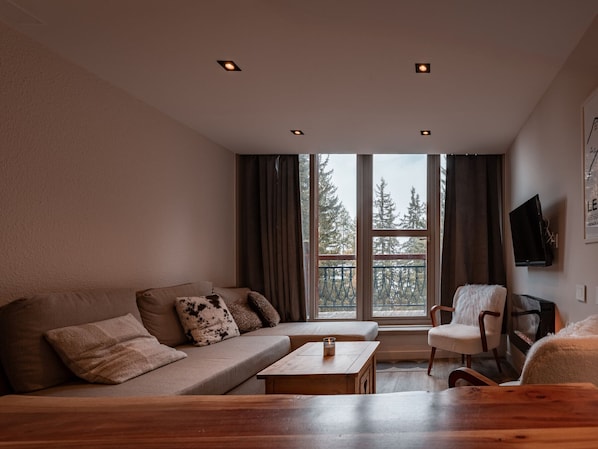 TV - Ski-in duplex for 5, balcony, Wi-Fi, Les Arcs 1800 (Les Arcs 1800)