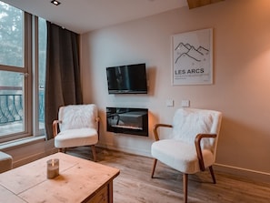 TV - Ski-in duplex for 5, balcony, Wi-Fi, Les Arcs 1800 (Les Arcs 1800)