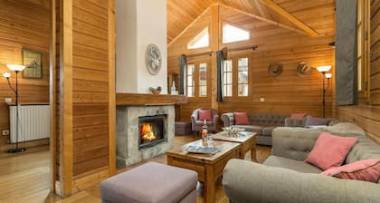 Chalet, terrace, fireplace or stove, parking, tv, 120-135m², Alpe d'Huez