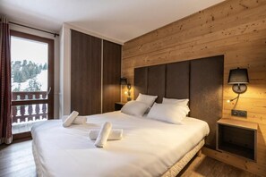 4 bedrooms, WiFi, bed sheets