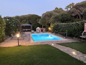 Outdoor pool - Beautiful villa with private pool - close to beaches. (Punta de Su Turrione)