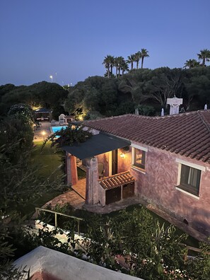 Exterior - Beautiful villa with private pool - close to beaches. (Punta de Su Turrione)