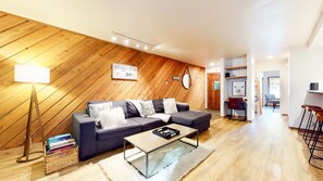 Smart TV, fireplace, offices