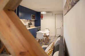 Interior - FLH Santa Catarina Typical Studio (Lisbon)