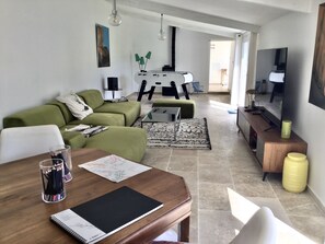 TV connectée, jeux vidéo