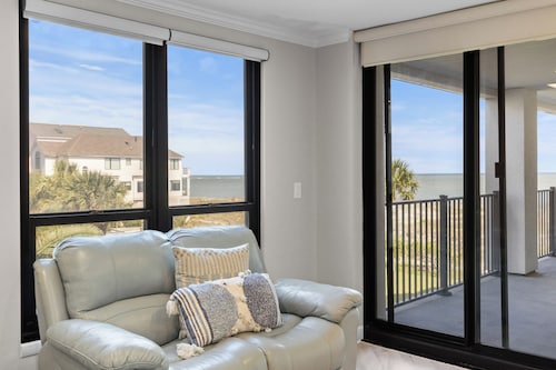 Summer House 204 - Newly Renovated! Ocean View!