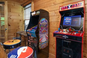 Spielezimmer