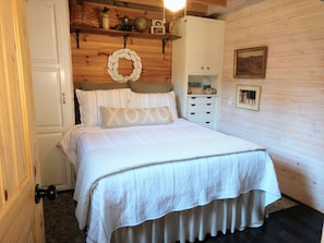 3 Schlafzimmer, Schreibtisch, Bügeleisen/Bügelbrett, kostenloses WLAN