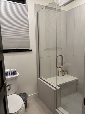 Combined shower/tub, hair dryer, towels, soap -  Modern Rustic with 2 Car Garage (Mammoth Lakes)