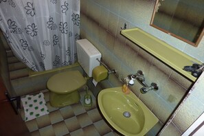 Departamento básico | Baño