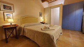 1 bedroom, iron/ironing board, travel crib, free WiFi