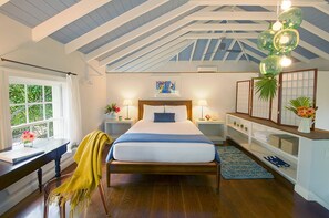 2 Schlafzimmer, Zimmersafe, Schreibtisch, Bügeleisen/Bügelbrett