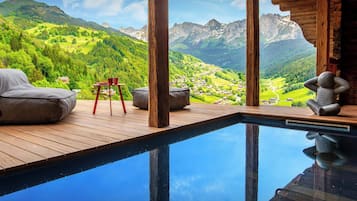 Et oppvarmet basseng