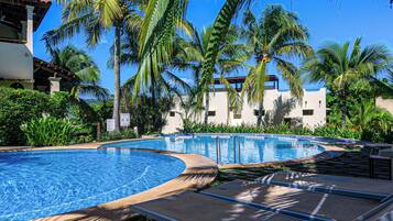 Outdoor pool, sun loungers