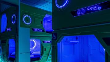 Sängtillbehör av högsta kvalitet, arbetsyta för laptop och ljudisolering