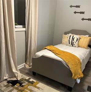 3 Schlafzimmer, Bügeleisen/Bügelbrett, Reisekinderbett, kostenloses WLAN