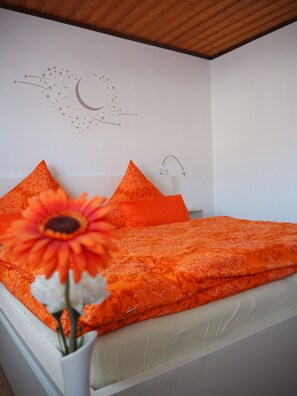 2 Schlafzimmer, Bügeleisen/Bügelbrett, Reisekinderbett, kostenloses WLAN