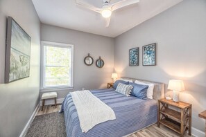 3 chambres, fer et planche à repasser, Wi-Fi gratuit, draps fournis