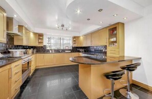 Ferienhaus, Mehrere Betten | Eigene Küche | Kühlschrank, Mikrowelle, Ofen, Herdplatte