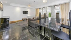 House, Multiple Beds - Pochester Place l 5-bed House in London (London)