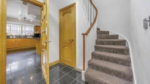 House, Multiple Beds | Interior - Pochester Place l 5-bed House in London (London)