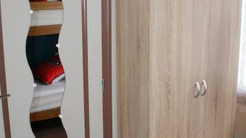 2 chambres, fer et planche Ă repasser, Wi-Fi gratuit