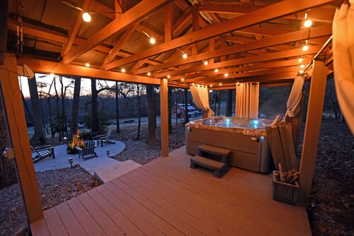 Country Mountain Cabin 2 King Suite Hot Tub