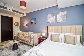 Classic-Studio | Zimmersafe, individuell dekoriert, individuell eingerichtet