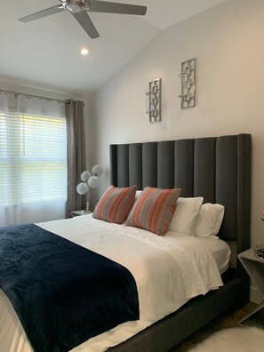 2 bedrooms, desk, free WiFi, bed sheets