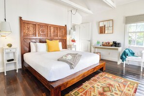 1 bedroom, in-room safe, desk, iron/ironing board
