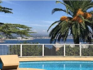 Piscine extérieure, piscine chauffée