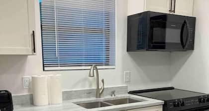 1146 New condo overlooking Mobile Bay