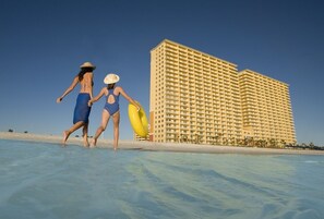 On the beach - Calypso Corner Unit, desired wrap balcony, West Tower, Direct Ocean Front 5 Star (Panama City Beach)
