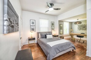 1 habitación, escritorio, tabla de planchar con plancha y wifi gratis