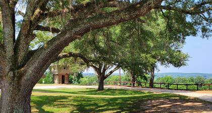 *New Listing* Time Out Retreat is near Lake Eufaula & George T. Bagby State Park