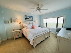 3 bedrooms, iron/ironing board, travel crib, free WiFi