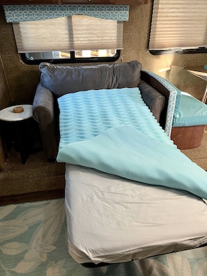 1 bedroom, desk, iron/ironing board, free WiFi