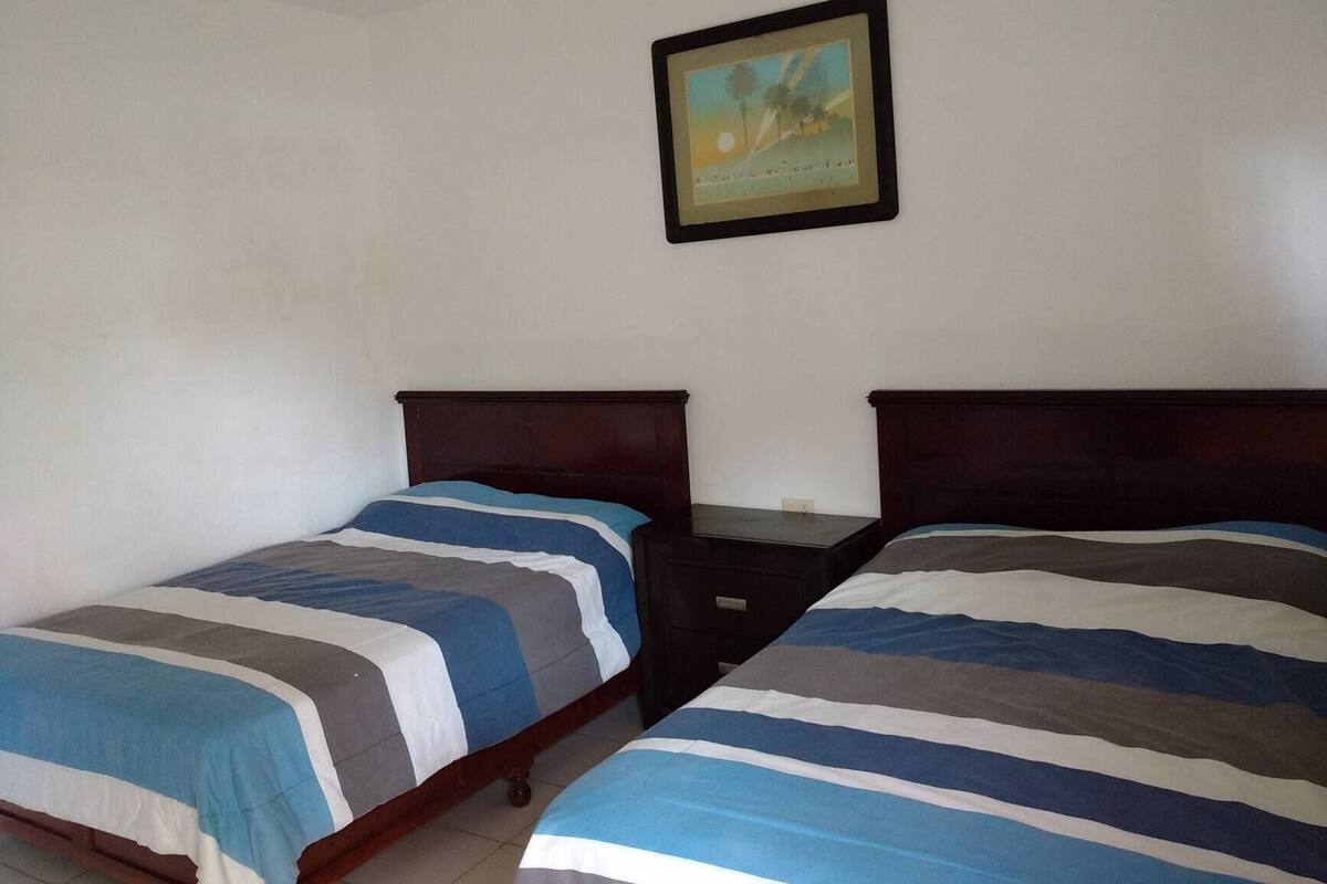 Family Room | WiFi (free), bed sheets