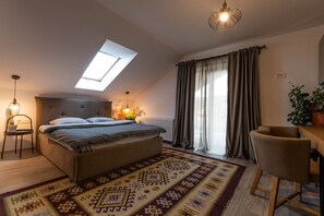 6 bedrooms